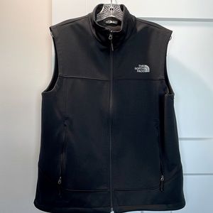 Men’s The North Face Black Vest